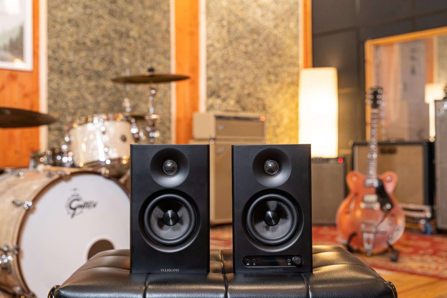 Monitores de Estudio VULKKANO PRO4 – Woofer 4”, Bluetooth, TRS/RCA/AUX, Salida Auriculares, Ajustes EQ, Negro